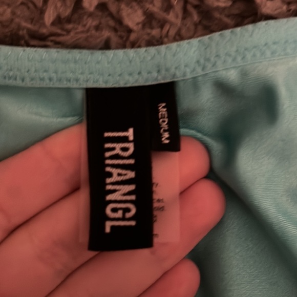 Green sparkle triangl bikini bottoms - Picture 3 of 3